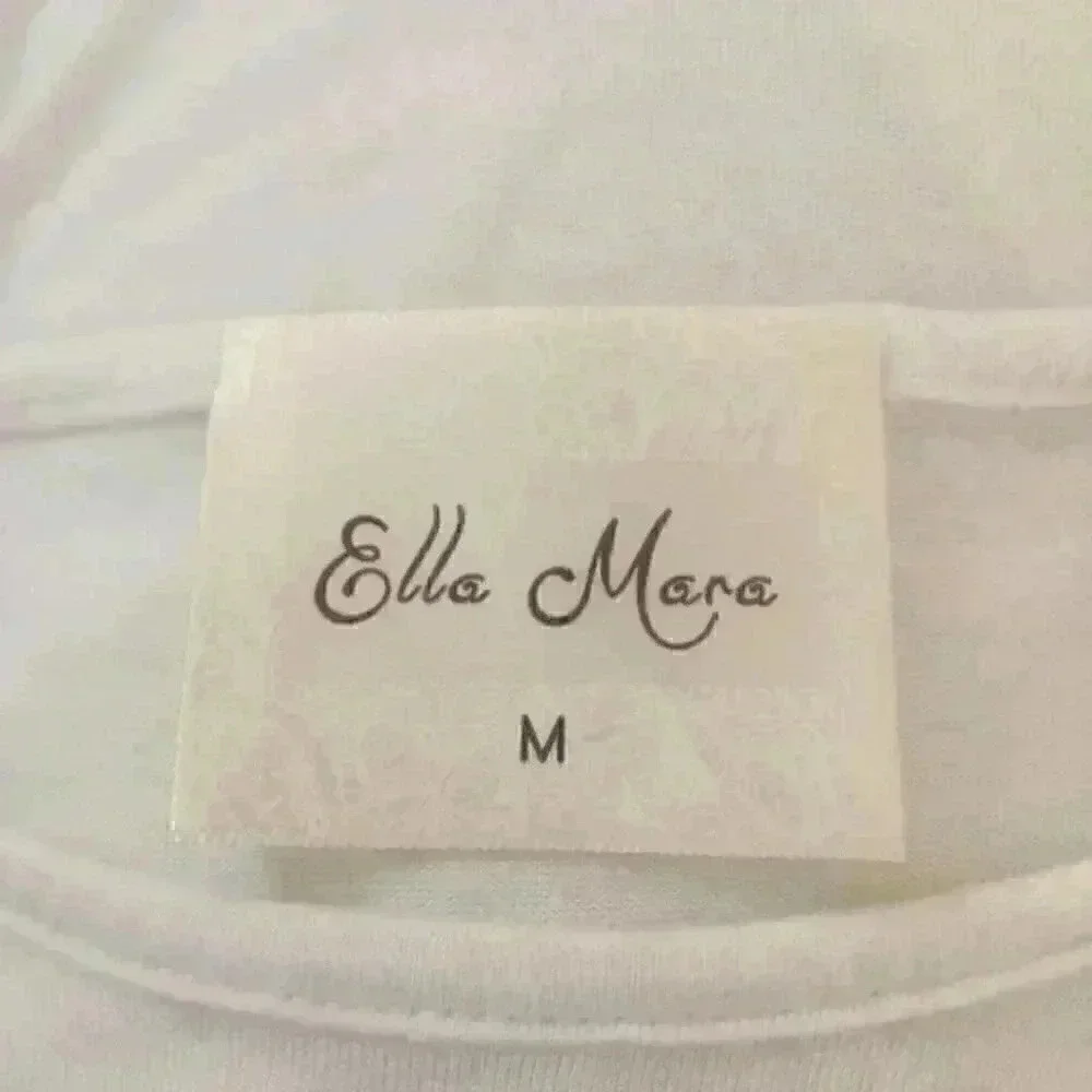 ⭐️ Ella Mara white shirt in size medium - Picture 4 of 4